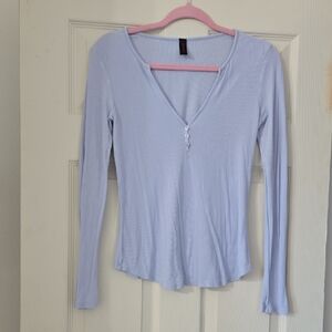 Light Blue V-Neck Long Sleeve Top